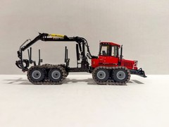 1:50 Sword Valmet 890.3 Forwarder