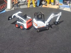 VINTAGE ERTL 1/50 Bobcat Lot OF 2 S753 Skid Steer Loader S325 Excavator NICE
