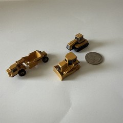 ERTL Replica Mighty Movers Caterpillar Micro Size Construction Sets