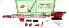 Manitowoc 4100W VICON Equip LIFTCRANE Diecast Red Model Vehicle 1:50 Scale Model
