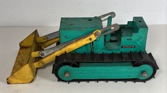 Vintage 1960s Structo Bulldozer Construction Loader Pressed Steel