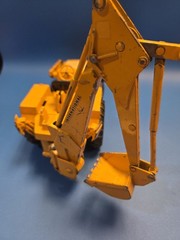 1960’s Vintage Ertl 1/16 International Harvester Tractor Backhoe STR#472 Diecast