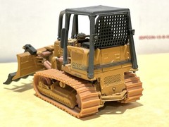 ERTL 1/50 Scale Custom Case 650H Wide Track Angle Dozer w/Root Rake Attachment!