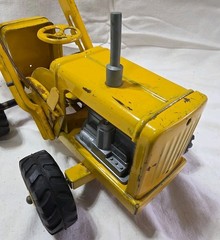 Vintage Marx Lumar Hi-Lift Loader. Rarely Found In This Condition. Very Nice!!!