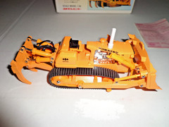 1/50 Yonezawa Diapet Komatsu Bulldozer with Multi Ripper D355A made in Japan MIB