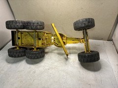 Tonka Road Grader 1960’s Pressed Steel 18 In. missing blade buy parts or restone
