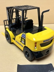 Used No Box Komatsu Model FH 50-2 Forklift 1/24 Scale Die Cast Model Cargo Ship