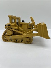 ERTL Caterpillar D10N Die Cast Toy Construction Vehicle Bull Dozer 6” USED 2495F