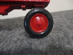 ERTL VINTAGE FARMALL 706 RED TRACTOR – DIE CAST – DECALS – EXCELLENT