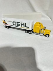 Gehl Parts Advantage Peterbilt Semi Bank Skid Loader Version 1/64th Scale
