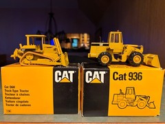 1/50 Conrad Caterpillar D6H Dozer & Caterpillar 936 Loader