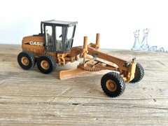 ERTL 1/50 Scale 6 Piece Lot of Case Construction Equipment -Great Mixed Variety!