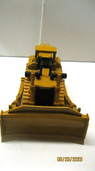 NORSCOT 1999 CAT D11R TRACK-TYPE TRACTOR 55025 1:50 DIECAST MODEL OPENED BOX