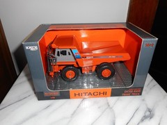 ERTL Hitachi EH700 Rigid Frame Dump Truck 1/50 Die-cast NIB