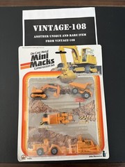 VINTAGE INTEX 21974 1:64 Die Cast Metal Mini Macks Construction Set MOC NOS!