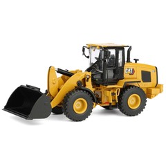 Diecast Masters 1/50 CAT 930 Wheel Loader High Line Series 85779