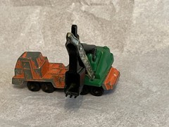 VTG 1960’s TOOTSIETOY 8 WHEEL DIE CASTE 1:64 STEAM SHOVEL TRUCK LITTLE TOUGHS