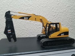 Caterpillar Cat 320C L U Excavator with Shears – CCM Brass 1:48 Scale Model New