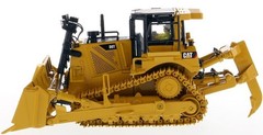 DIECAST MASTERS,Bull CATERPILLAR D8T with driver and metal box, 1/50, DCM85566