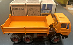 Gescha #3040 Mercedes-Benz Tipper Bed Dump Truck Diecast Model Boxed – 1:50