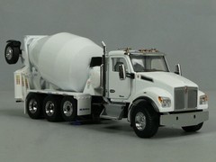 1:50 DM T880SFFA MC Cement Mixer Truck Construction Machine Diecast Model