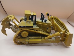 Norscot Group CAT Caterpillar D11R Track-Type Tractor Dozer, Diecast 1:50 Scale