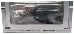 SpecCast 39511 1:50 International KB-8 Dump Truck