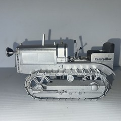 DM Caterpillar Twenty Five Crawler #274 Of 500 Made Silver 1/16 85531 MB