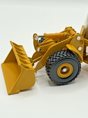 Vintage Ertl Diecast John Deere 744H Wheel Loader 1/50 scale MINT MINT MINT