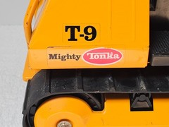 1970 Mighty Tonka T-9 Bulldozer RARE Ochre Orange Pressed Steel Dozer 17″ NM