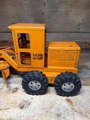 TONKA Road Grader Diesel No. 600 Orange
