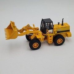 TCM L32 Wheel Loader 1:50 Scale Diecast Construction Model Japan W/Original Box