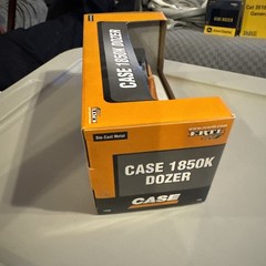 Ertl 14306 Case 1850K Bulldozer 1/50 MIB