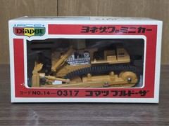 Komatsu D355A Dozer with Ripper – Diapet 1:50 Scale