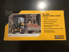 Norscot #55213 CAT Caterpillar 906H Compact Wheel Loader – 1:50 – Die Cast Boxed