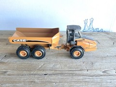 ERTL 1/50 Scale 6 Piece Lot of Case Construction Equipment -Great Mixed Variety!