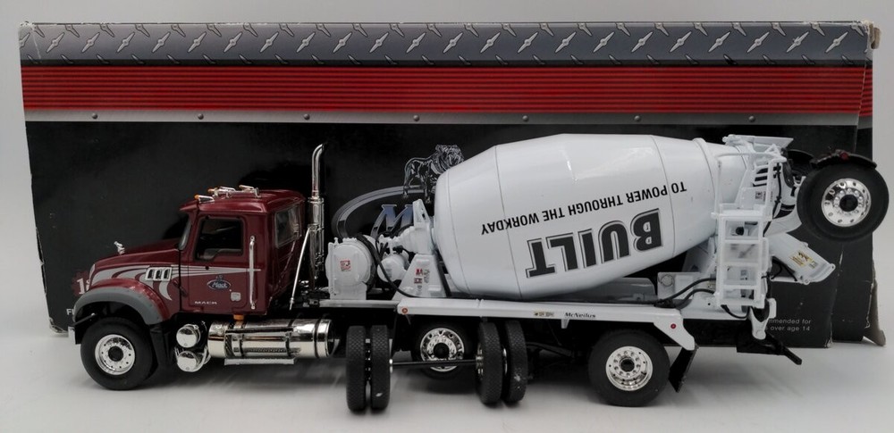 First Gear 10-3931 1:34 Mack Granite MP with McNeilus Bridgemaster Mixer LN/Box