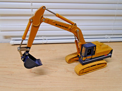 Tomica Dandy 1/43 Scale Die Cast Metal Komatsu Excavator PC200 Many Movin Parts