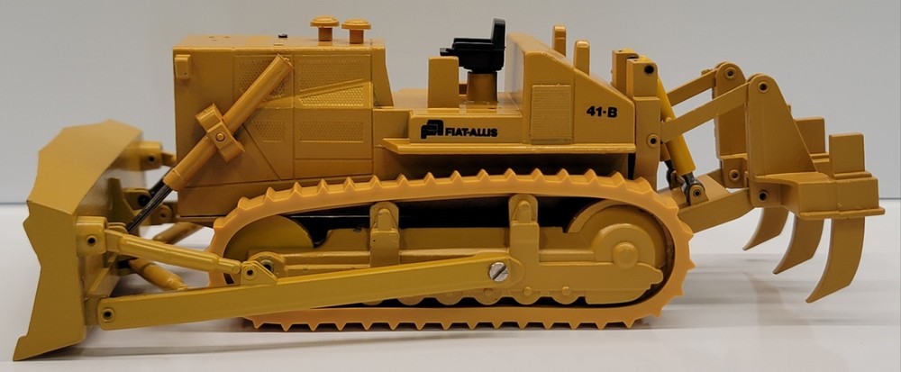 Vintage Gescha Fiat-Allis 41-B Bulldozer 1:50 Diecast Model Made in West Germany