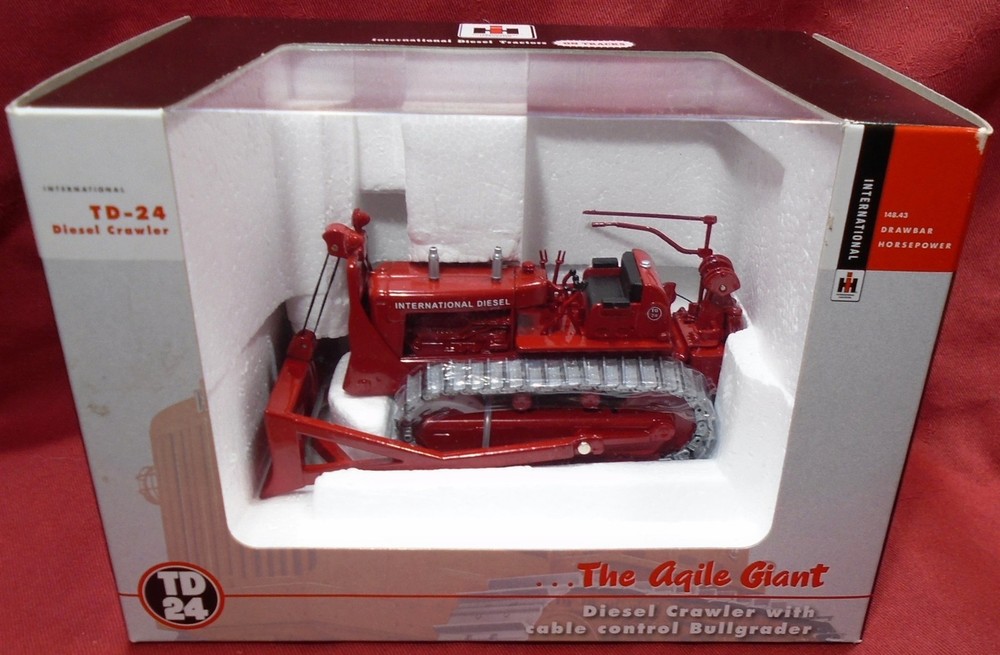 SpecCast IH International Harvester TD-24 Diesel Crawler The Agile Giant zjd1574