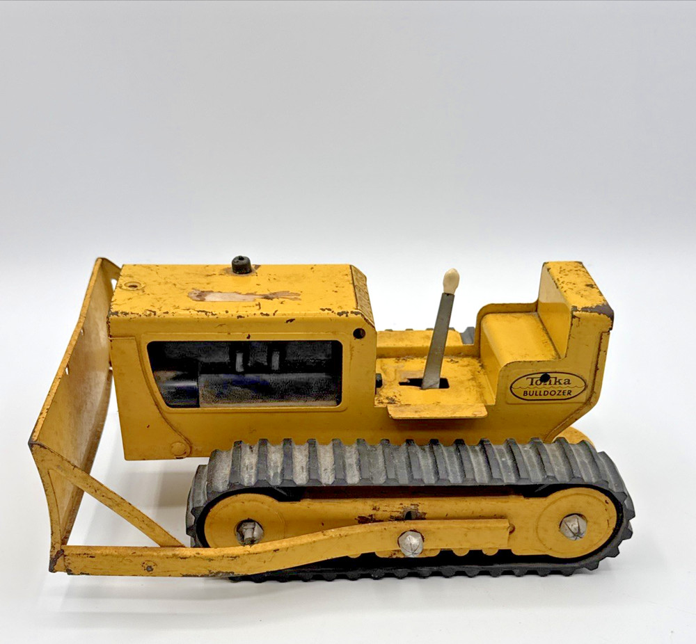 Vintage Tonka No. 300 Bulldozer 1960s Pressed Steel Yellow Dozer 8.5″