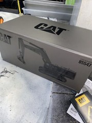 Excellent Cat 390F L Excavator Commemorative Series 1:50 Model Diecast 85547