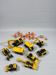 Toy Caterpillar Construction Plastic Mini Trucks lot Of 9 With Acessories