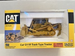 Norscot CAT 55025 1/50 CATERPILLAR D11R Track – Type Tractor