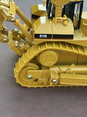 Caterpillar CAT Diecast D11R Dozer w/ Ripper 1:50 Scale Norscot Group