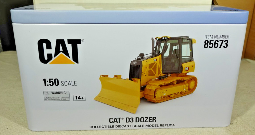 Diecast Masters 85673 CAT D3 Dozer 1/50