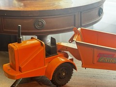 Vintage Marx Lumar Earth Hauler Pressed Steel 18″ Made In USA Truck Construction