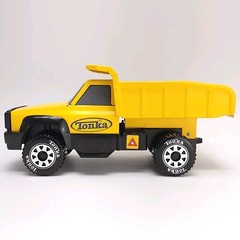 TONKA Yellow Dump Truck Pressed Steel 2012 Hasbro Construction Vehicle #13090E