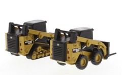 1:64 DIECAST MASTERS CATERPILLAR CAT 272D2 & 297D2 SKIDSTEER Set w/Attachments