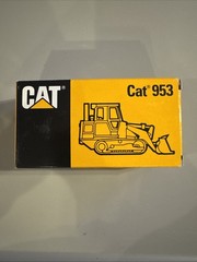 VINTAGE NZG No. 223 CATERPILLAR CAT 953B TRACK-TYPE LOADER 1:50 LNIB